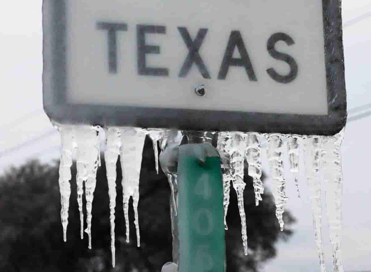 Farmer’s Almanac Prepare For Another Rough Winter In Texas Texas