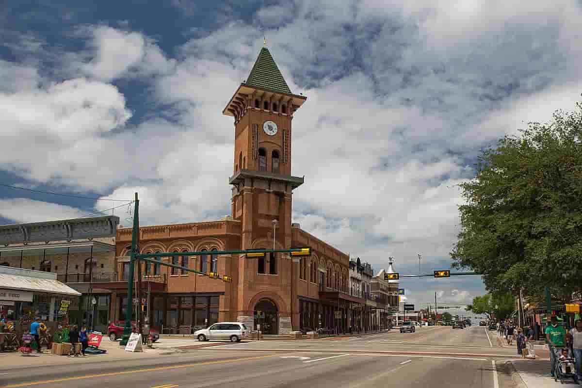 Downtown Grapevine Wiki 1 of 1