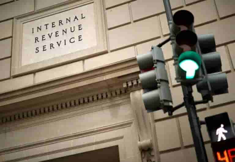 how long should you keep irs records 1044x720 1