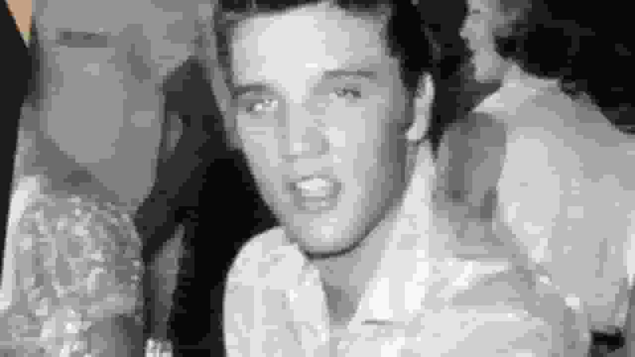 Elvis Presley Early Career