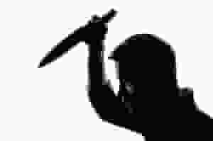 640px Horror silhouette of man with knife 2
