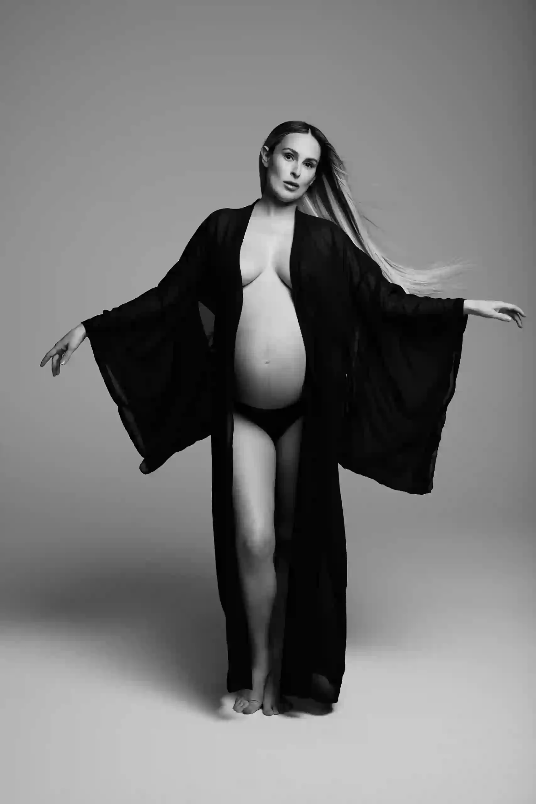 Pregnant Rumer Willis 